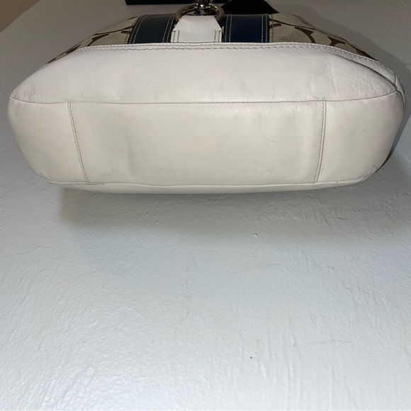 Coach Signature Jacquard Shoulder Bag F10993 | Leather Trim | Authentic - Picture 3 of 10